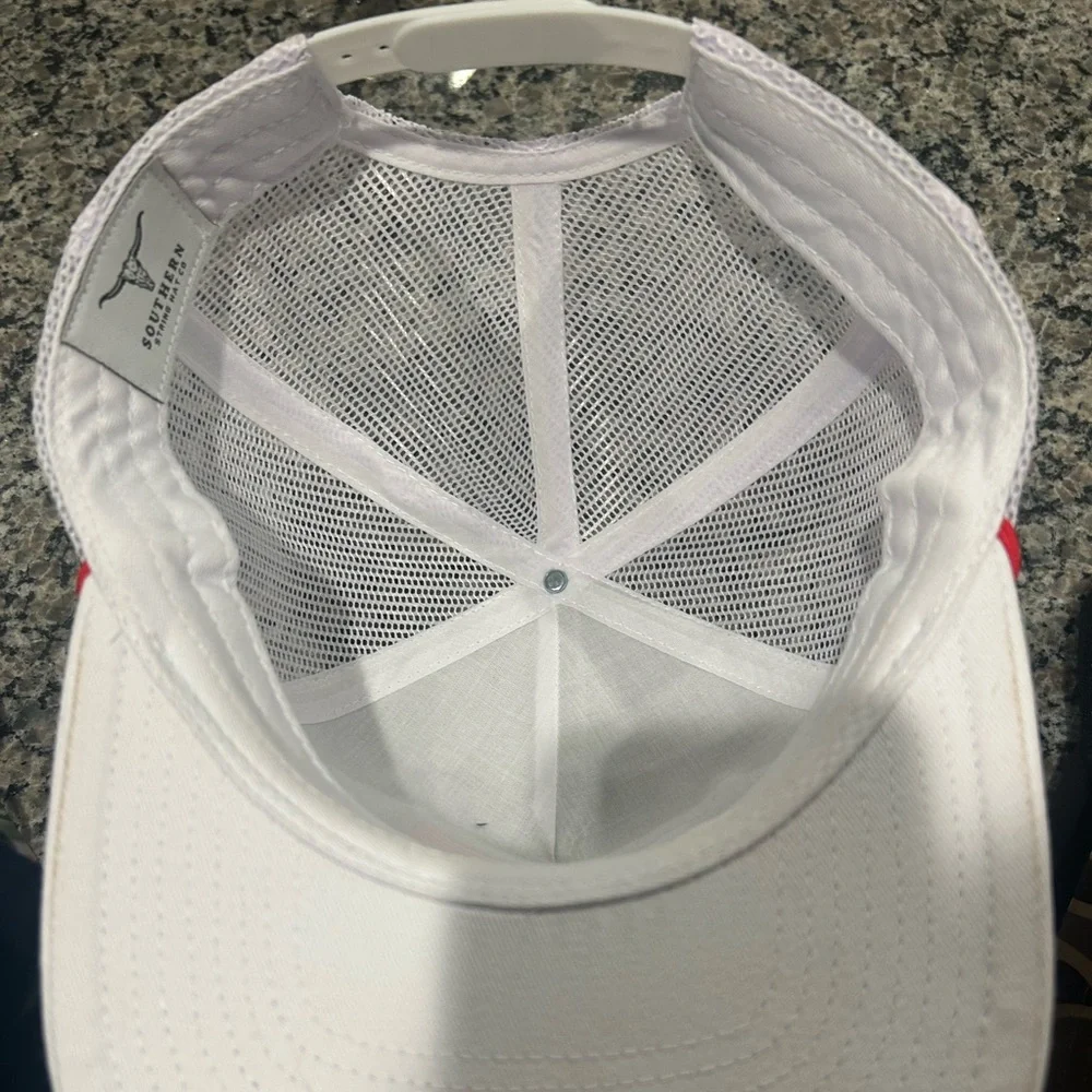 Southern string hat - Picture 3 of 3